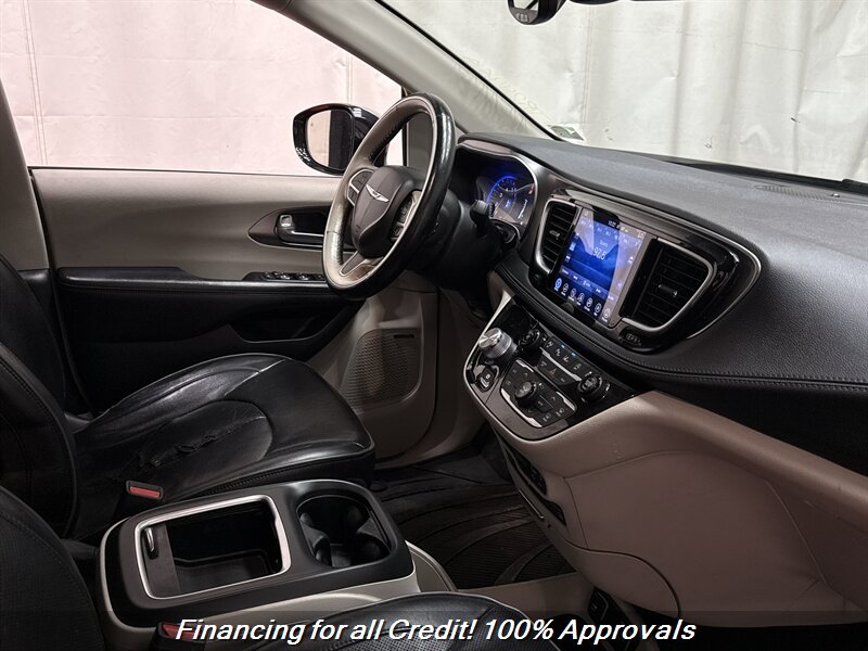 2017 Chrysler Pacifica Limited - Photo 20 - Temple Hills, MD 20748
