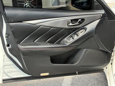 2018 INFINITI Q50 Red Sport 400   - Photo 20 - Temple Hills, MD 20748