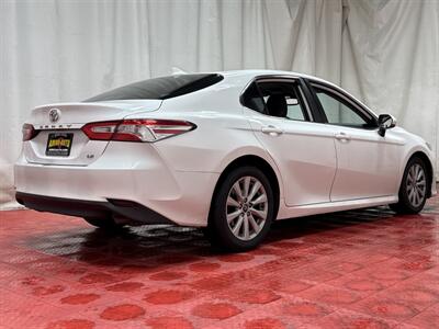 2020 Toyota Camry LE   - Photo 15 - Temple Hills, MD 20748