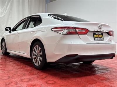 2020 Toyota Camry LE   - Photo 13 - Temple Hills, MD 20748