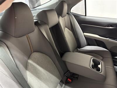 2020 Toyota Camry LE   - Photo 26 - Temple Hills, MD 20748