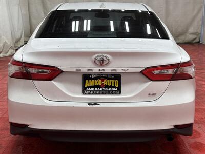 2020 Toyota Camry LE   - Photo 14 - Temple Hills, MD 20748