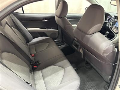 2020 Toyota Camry LE   - Photo 25 - Temple Hills, MD 20748