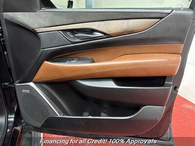 2017 Cadillac Escalade Premium Luxury   - Photo 25 - Temple Hills, MD 20748