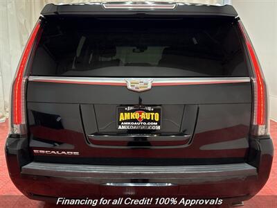 2017 Cadillac Escalade Premium Luxury   - Photo 10 - Temple Hills, MD 20748