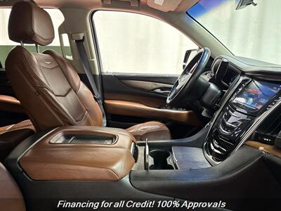 2017 Cadillac Escalade Premium Luxury   - Photo 26 - Temple Hills, MD 20748
