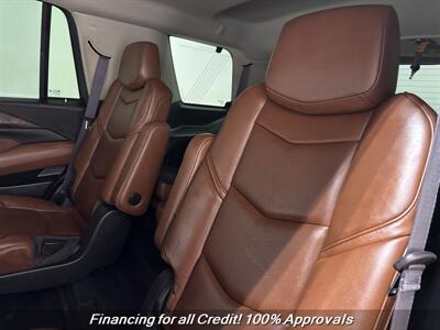 2017 Cadillac Escalade Premium Luxury   - Photo 18 - Temple Hills, MD 20748