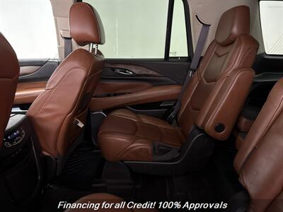 2017 Cadillac Escalade Premium Luxury   - Photo 17 - Temple Hills, MD 20748