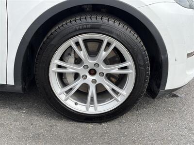 2022 Tesla Model Y Long Range   - Photo 17 - Temple Hills, MD 20748