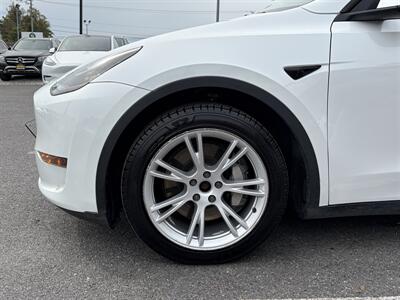 2022 Tesla Model Y Long Range   - Photo 9 - Temple Hills, MD 20748