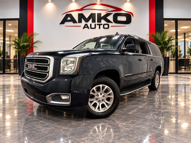 Dark Sapphire Blue Metallic 2018 GMC Yukon XL SUV / Crossover 4X2 Automatic