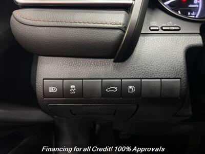 2018 Toyota Camry LE   - Photo 31 - Temple Hills, MD 20748