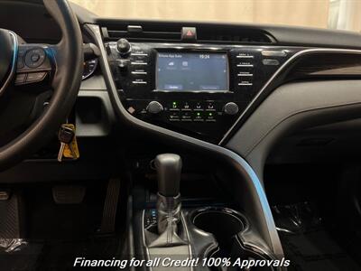 2018 Toyota Camry LE   - Photo 43 - Temple Hills, MD 20748