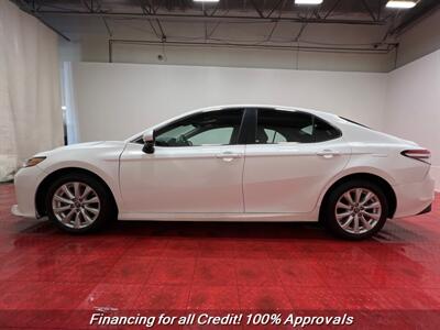 2018 Toyota Camry LE   - Photo 7 - Temple Hills, MD 20748