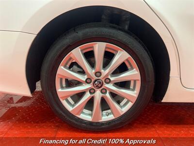 2018 Toyota Camry LE   - Photo 11 - Temple Hills, MD 20748