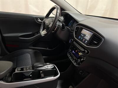 2019 Hyundai IONIQ Electric   - Photo 31 - Temple Hills, MD 20748