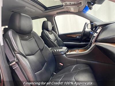 2015 Cadillac Escalade Luxury   - Photo 19 - Temple Hills, MD 20748