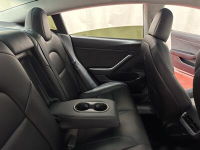 2020 Tesla Model 3 Standard Range Plus   - Photo 22 - Temple Hills, MD 20748
