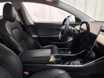 2020 Tesla Model 3 Standard Range Plus   - Photo 26 - Temple Hills, MD 20748