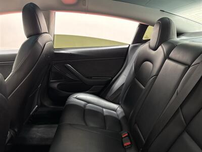 2020 Tesla Model 3 Standard Range Plus   - Photo 16 - Temple Hills, MD 20748