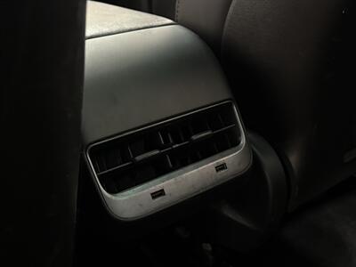 2020 Tesla Model 3 Standard Range Plus   - Photo 18 - Temple Hills, MD 20748