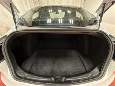 2020 Tesla Model 3 Standard Range Plus   - Photo 19 - Temple Hills, MD 20748