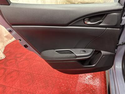 2019 Honda Civic Sport   - Photo 17 - Temple Hills, MD 20748