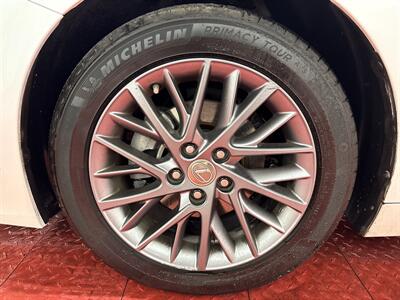 2018 Lexus ES   - Photo 9 - Temple Hills, MD 20748