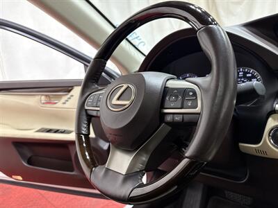 2018 Lexus ES   - Photo 37 - Temple Hills, MD 20748