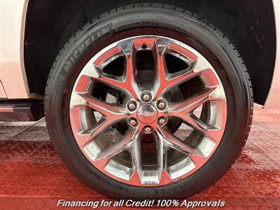 2017 Chevrolet Suburban Premier   - Photo 8 - Temple Hills, MD 20748