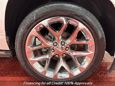 2017 Chevrolet Suburban Premier   - Photo 11 - Temple Hills, MD 20748