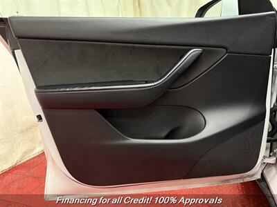 2022 Tesla Model Y Long Range   - Photo 33 - Temple Hills, MD 20748