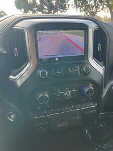 2019 Chevrolet Silverado 1500 LT   - Photo 12 - Santa Ana, CA 92707