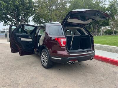 2018 Ford Explorer Platinum   - Photo 2 - Santa Ana, CA 92707
