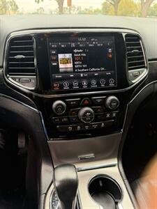 2019 Jeep Grand Cherokee Limited   - Photo 9 - Santa Ana, CA 92707