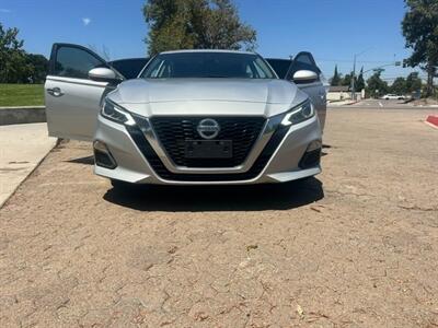2021 Nissan Altima 2.5 SV   - Photo 5 - Santa Ana, CA 92707