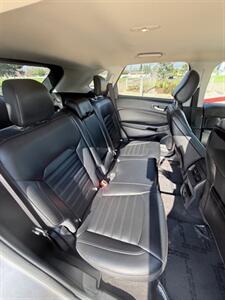 2020 Ford Edge SEL - Photo 11 - Santa Ana, CA 92707