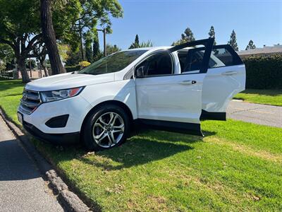 2018 Ford Edge SE   - Photo 5 - Santa Ana, CA 92707