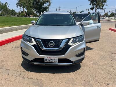 2018 Nissan Rogue SV   - Photo 2 - Santa Ana, CA 92707