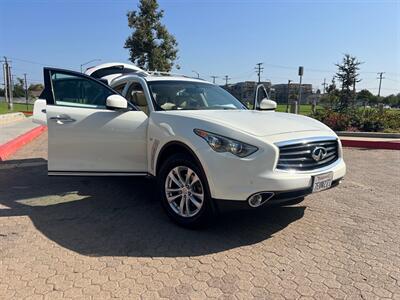 2014 INFINITI QX70   - Photo 7 - Santa Ana, CA 92707