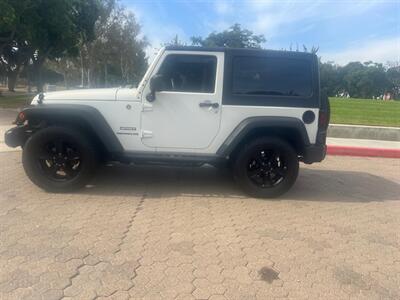 2010 Jeep Wrangler   - Photo 5 - Santa Ana, CA 92707