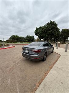 2021 Volkswagen Jetta SE   - Photo 8 - Santa Ana, CA 92707