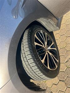 2020 Toyota Camry SE   - Photo 7 - Santa Ana, CA 92707