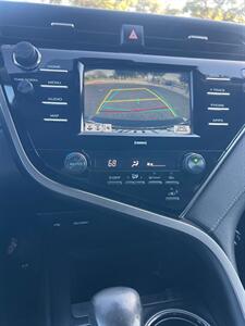 2020 Toyota Camry SE   - Photo 9 - Santa Ana, CA 92707