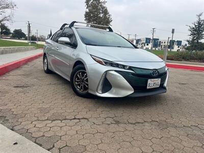 2019 Toyota Prius Prime Premium   - Photo 2 - Santa Ana, CA 92707
