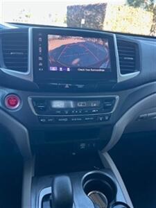 2018 Honda Pilot EX   - Photo 8 - Santa Ana, CA 92707