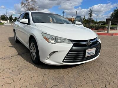 2015 Toyota Camry LE   - Photo 3 - Santa Ana, CA 92707