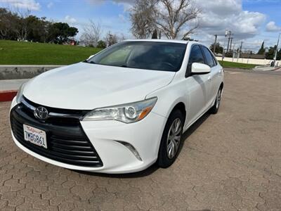 2015 Toyota Camry LE   - Photo 2 - Santa Ana, CA 92707