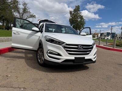 2018 Hyundai TUCSON SEL   - Photo 7 - Santa Ana, CA 92707