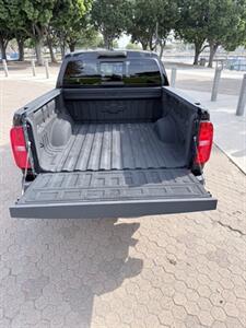 2017 Chevrolet Colorado Z71   - Photo 8 - Santa Ana, CA 92707